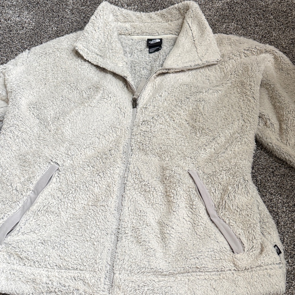 THE NORTH FACE—-Cozy Cream Fleece Jacket—THE NORTH FACE